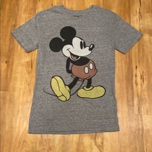 Disney Mickey Mouse graphic tee